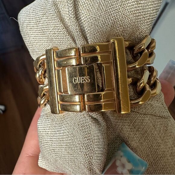 Rose Gold Guess Women’s Watch main image 8